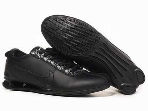 Nike Shox Rivalry Rose Et Noir Nike Shox Rivalry Rose Et Noir